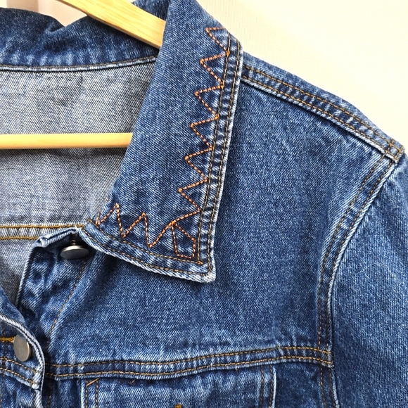 Cropped Denim Jacket with Embroidery Detail Collar - Picture 2 of 4